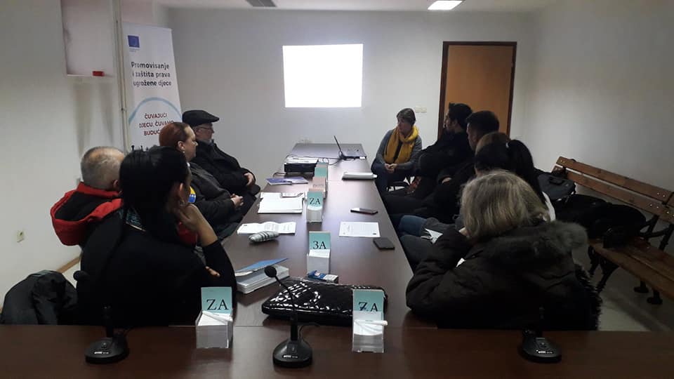 Prezentacije Porodične grupne konferencije održane u Bosanskom Grahovu i Drvaru